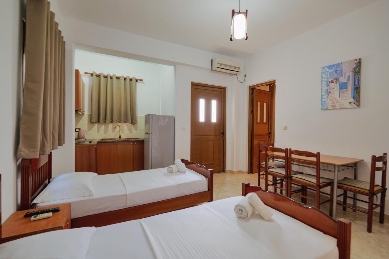 Villa Abedini Ksamil Buitenkant foto